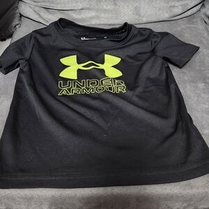 Under Armour Black and Neon Yellow Kids Short Sleeve Tee